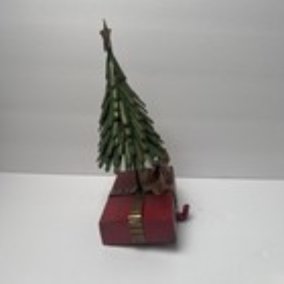 Christmas Tree Holiday Holder Shabby Style Green Red Gold Bow Washed Look - Picture 4 of 5